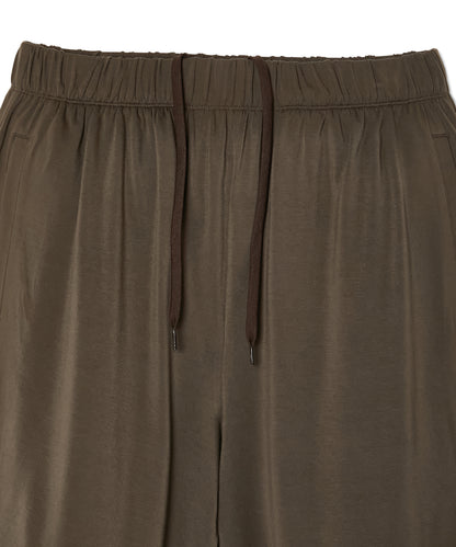 WIDE RELAX SHORTS