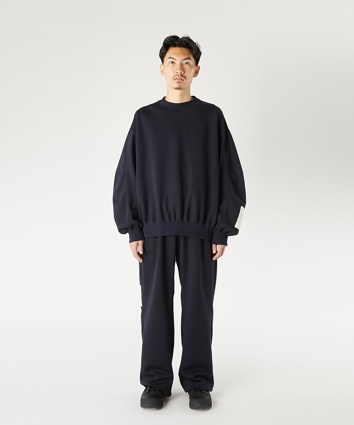 CREWNECK SWEATSHIRT