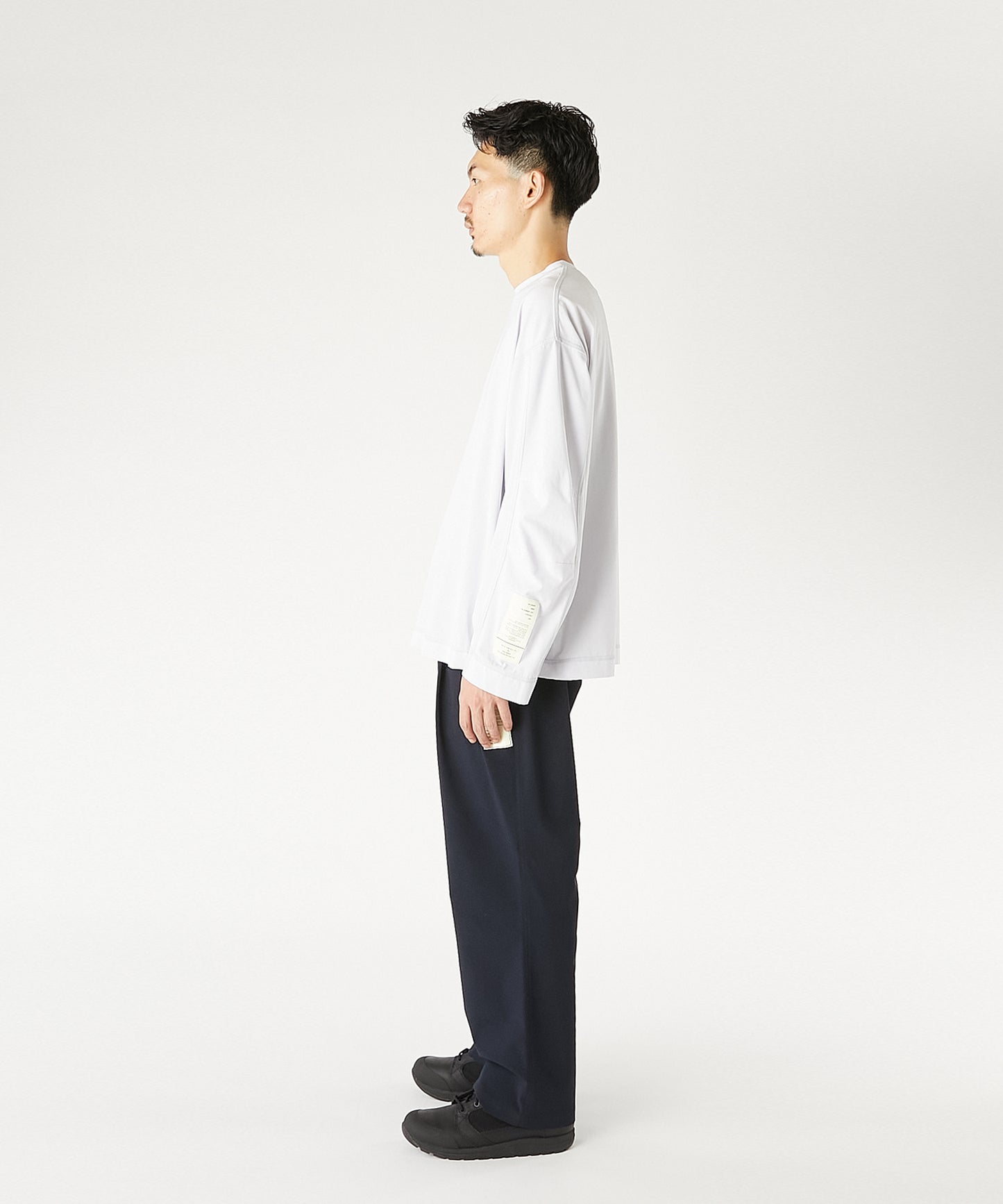 LONG SLEEVE T-SHIRT