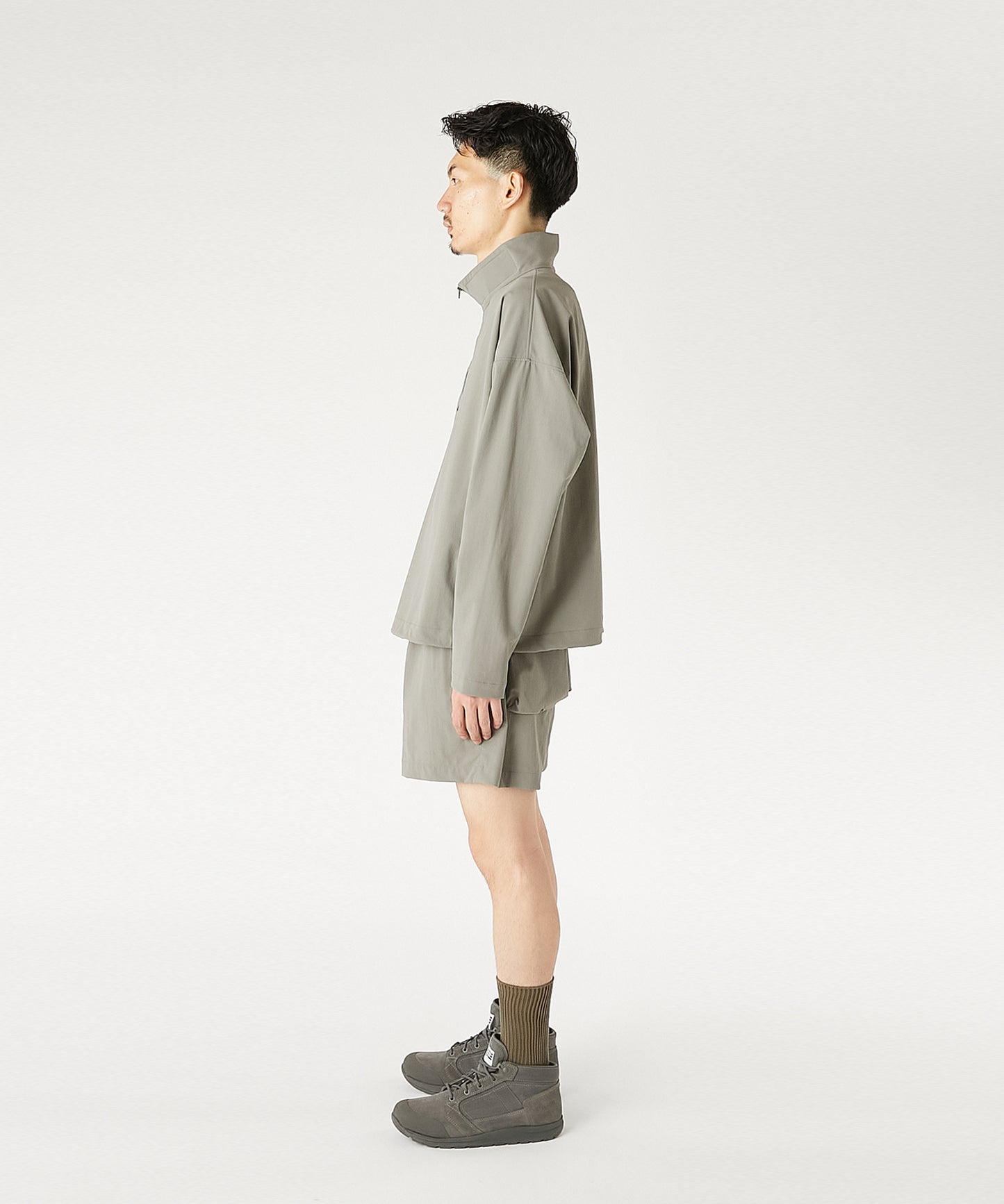 HALF ZIP PULLOVER