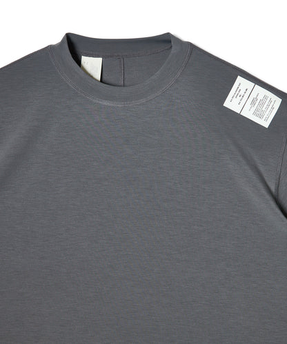 BACK SEAM T-SHIRT