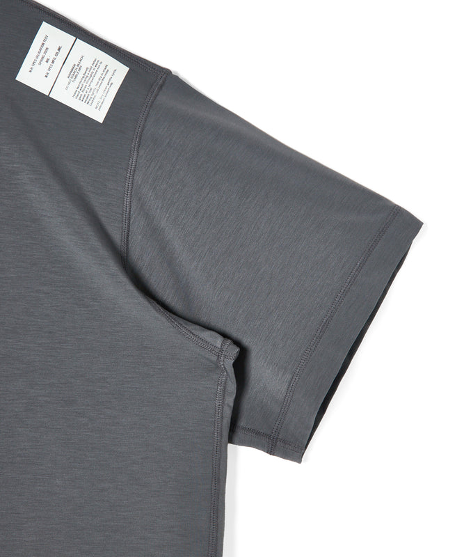 BACK SEAM T-SHIRT