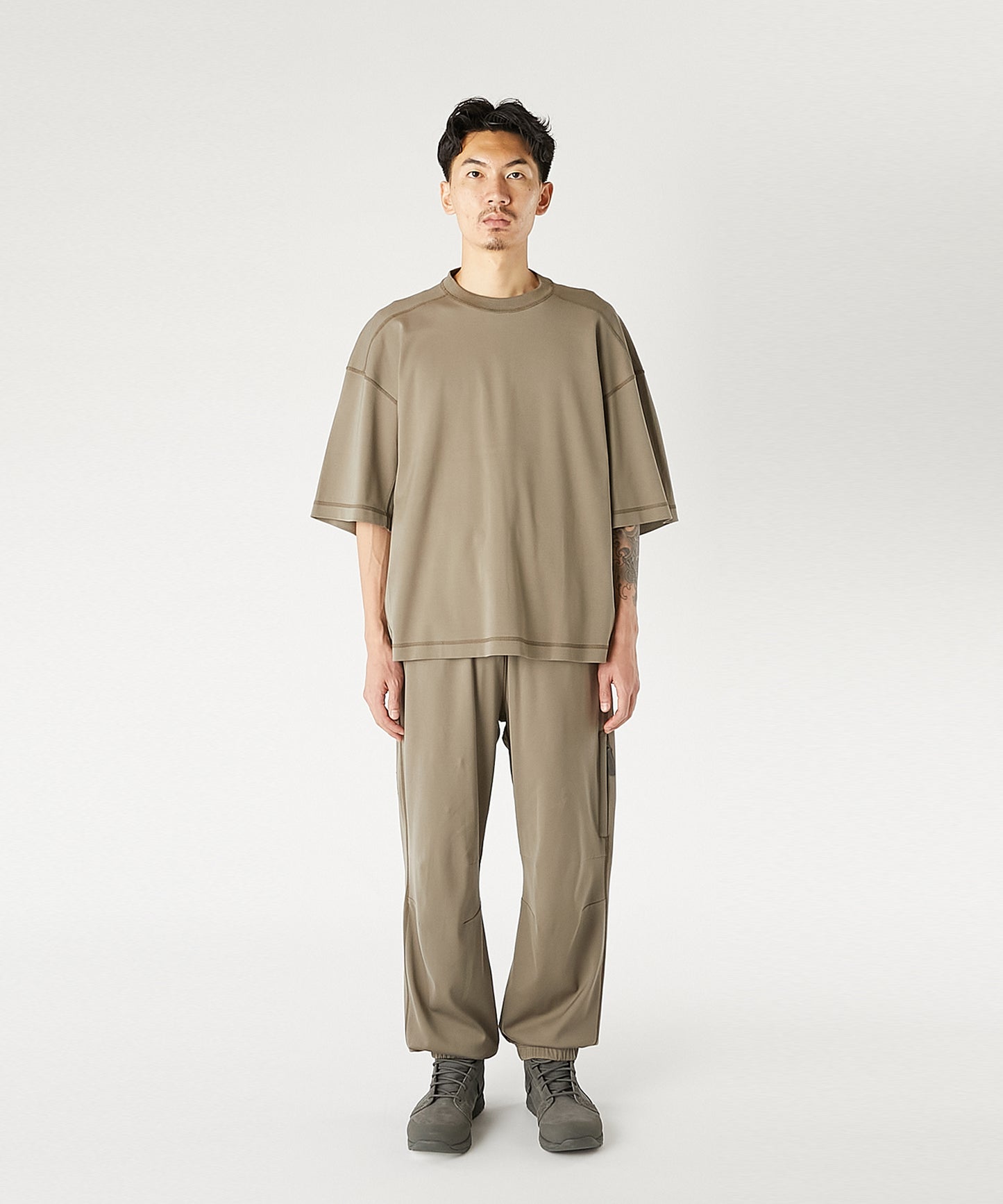 PANELED T-SHIRT