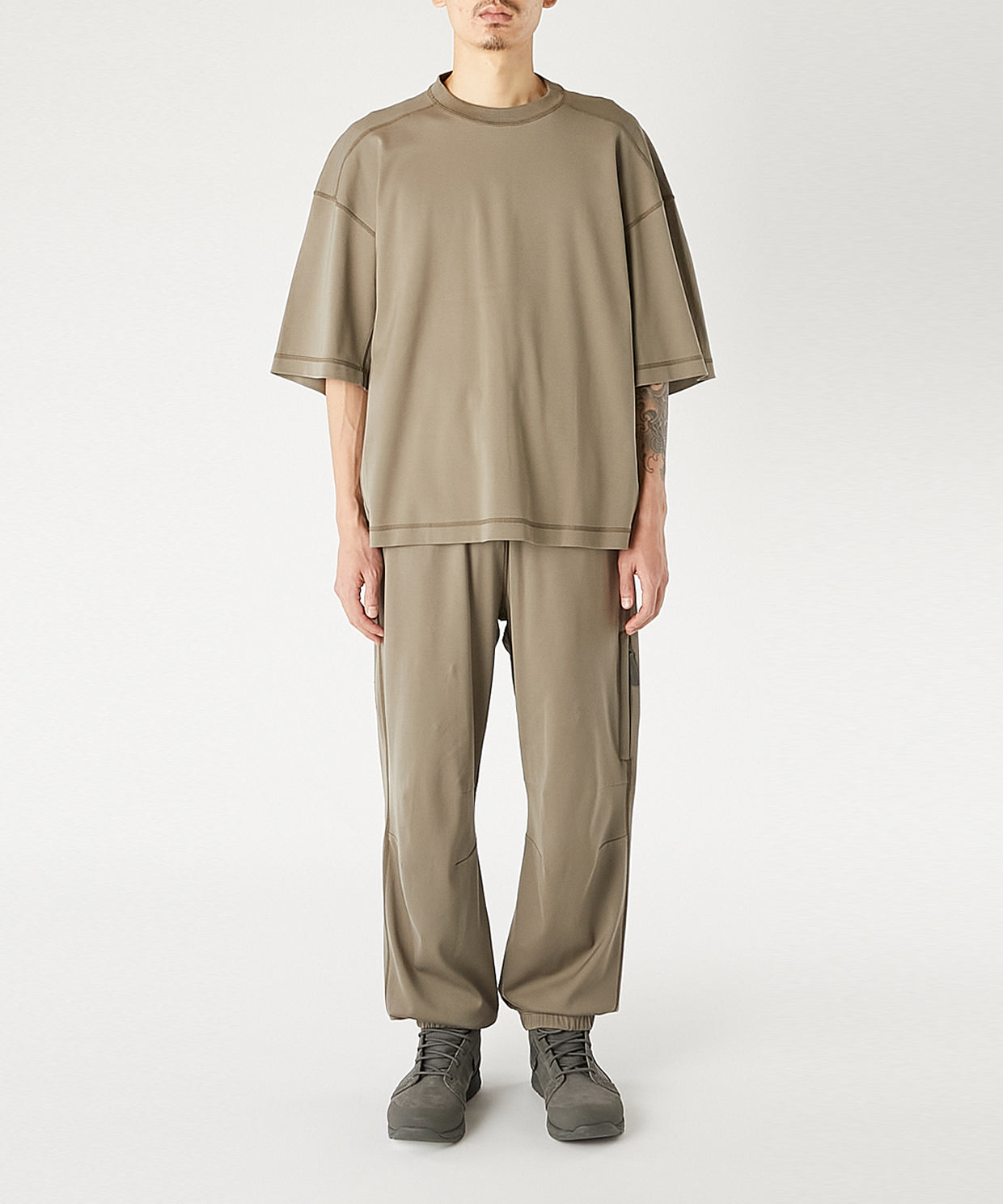 PANELED T-SHIRT