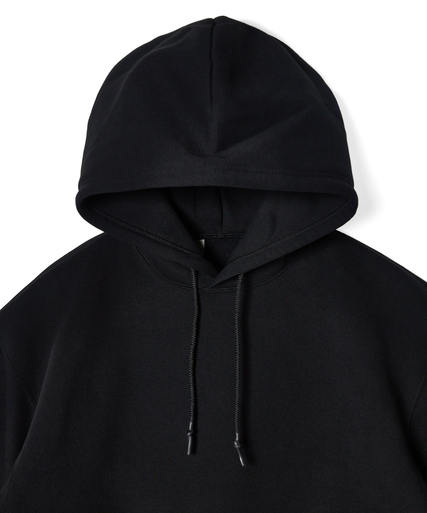 HOODED SWEATSHIRT