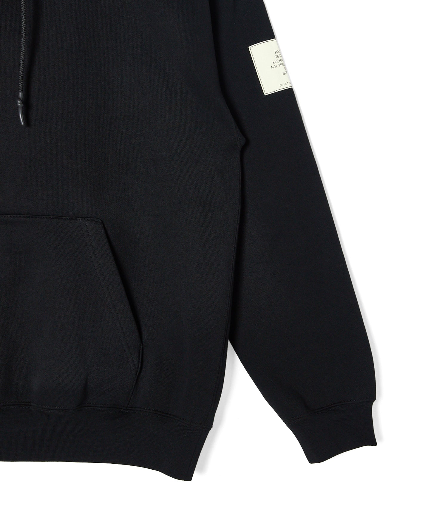 HOODED SWEATSHIRT