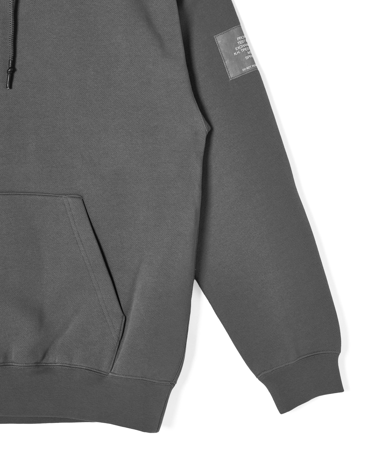 HOODED SWEATSHIRT