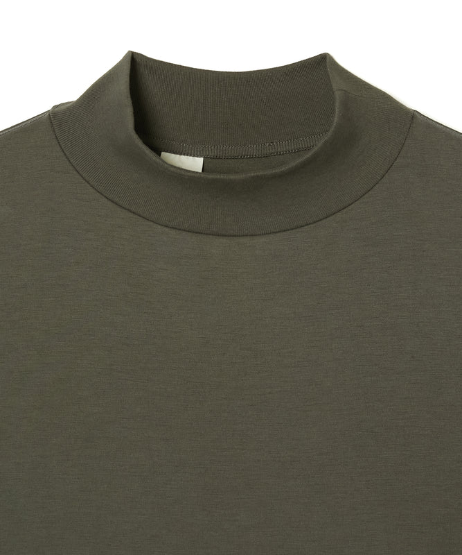 MOCK NECK LONG SLEEVE T-SHIRT
