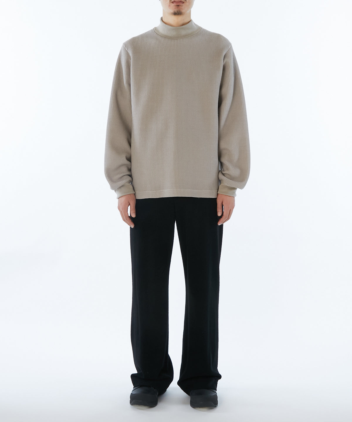 MOCK NECK LONG SLEEVE T-SHIRT