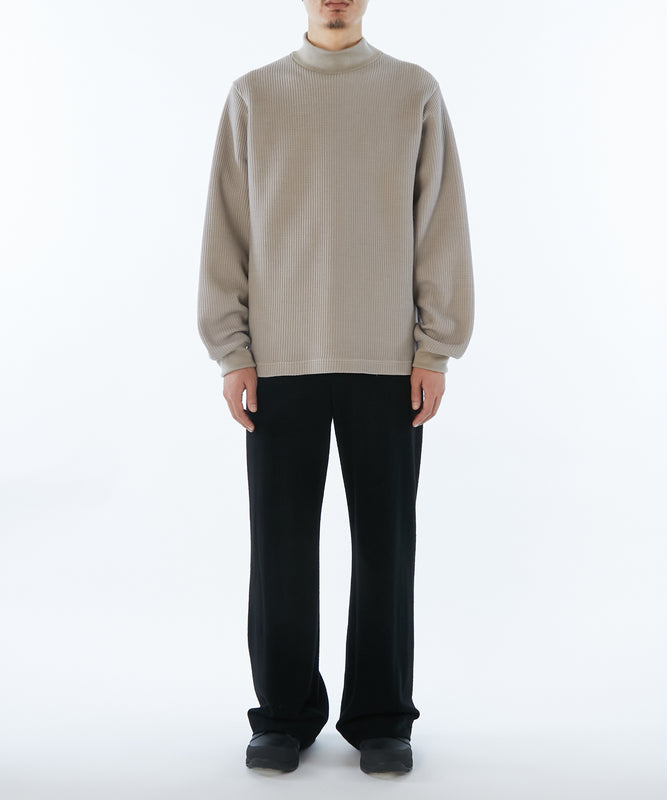 MOCK NECK LONG SLEEVE T-SHIRT
