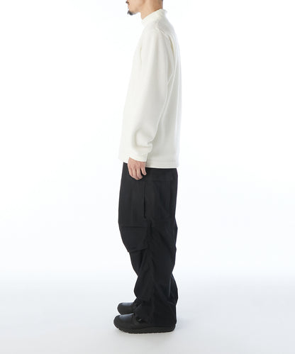MOCK NECK LONG SLEEVE T-SHIRT