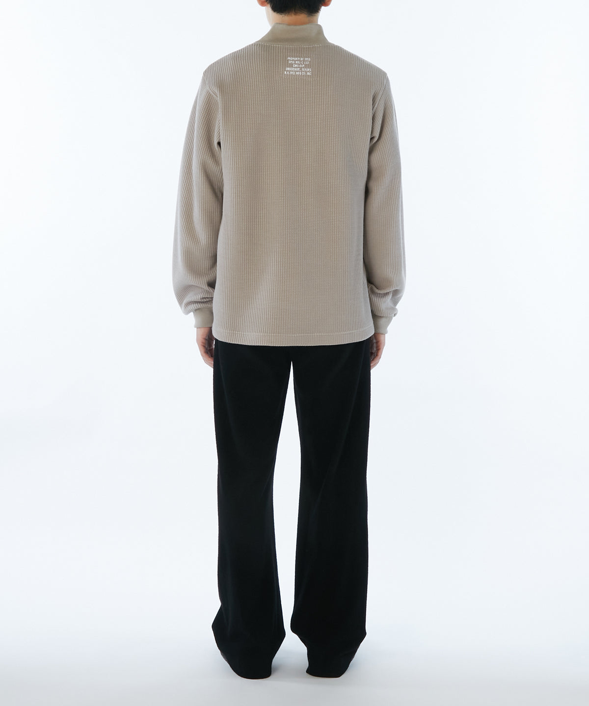 MOCK NECK LONG SLEEVE T-SHIRT