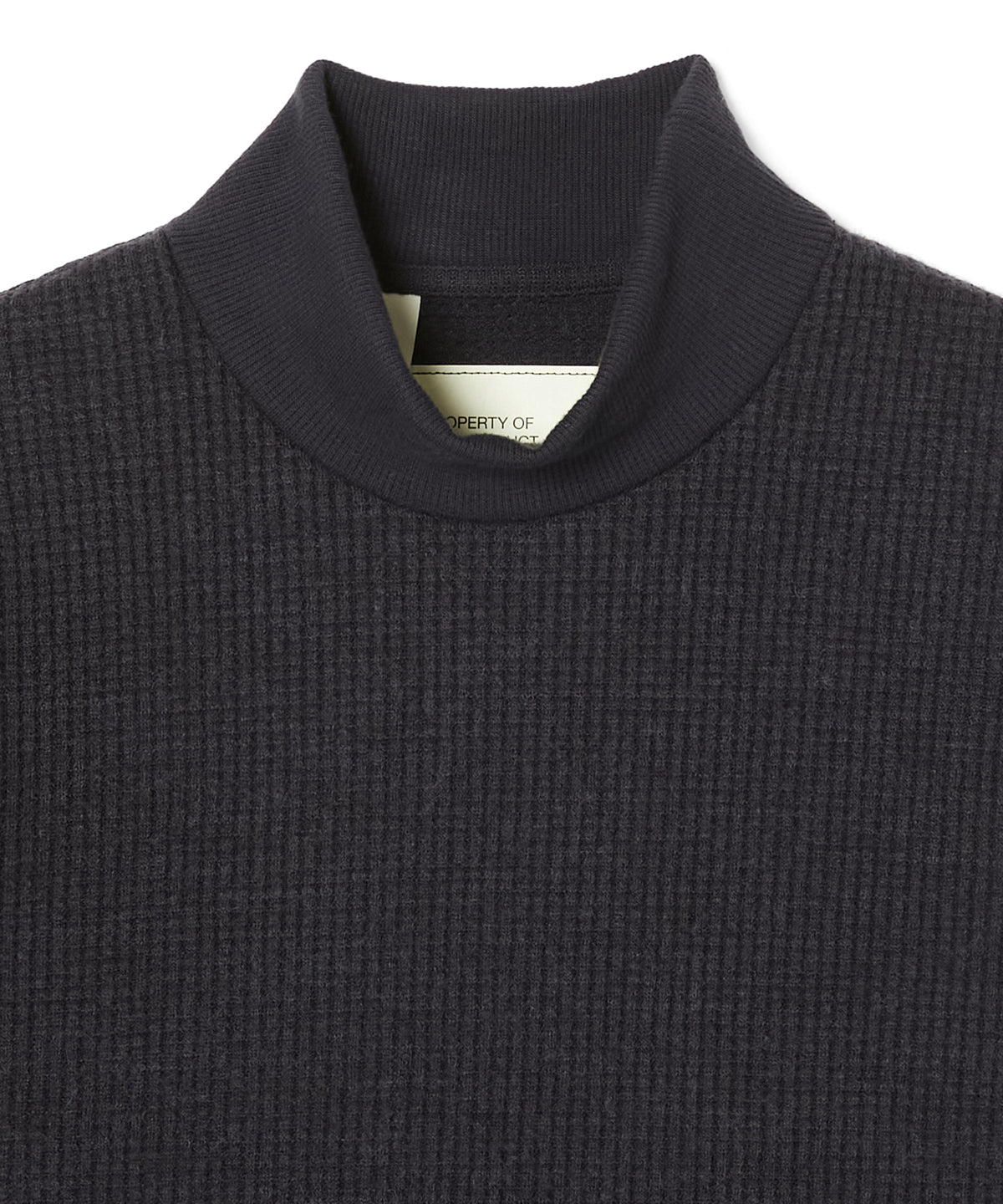 MOCK NECK LONG SLEEVE T-SHIRT
