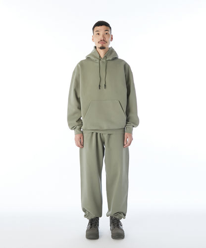 HOODED SWEATSHIRT