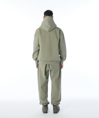 HOODED SWEATSHIRT