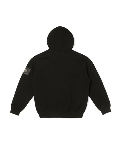 HOODED SWEATSHIRT