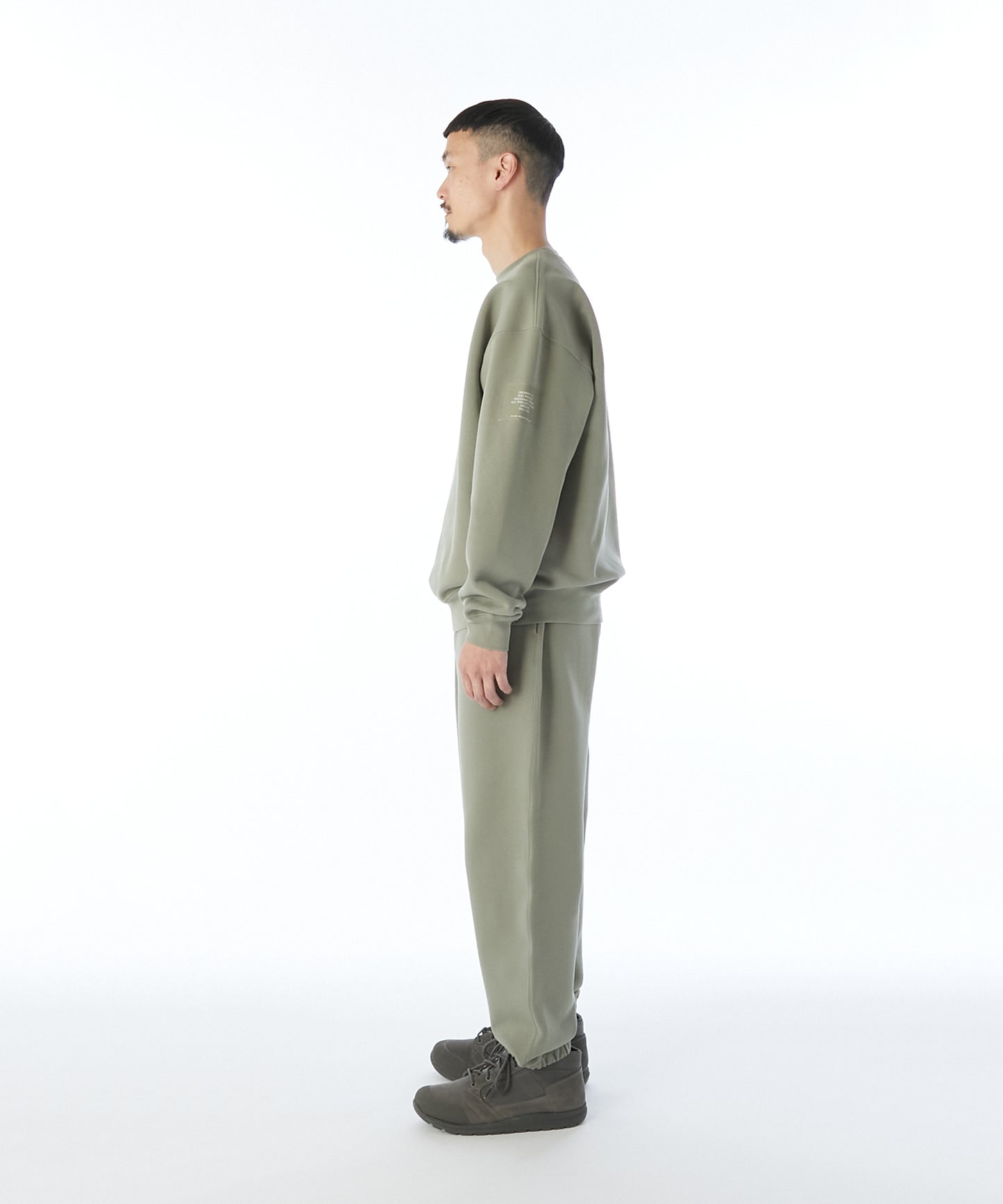 CREWNECK SWEATSHIRT