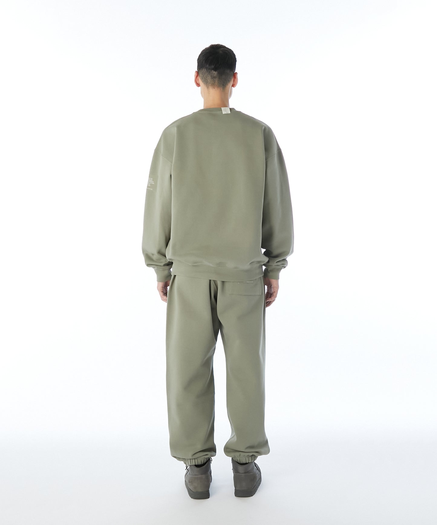 CREWNECK SWEATSHIRT