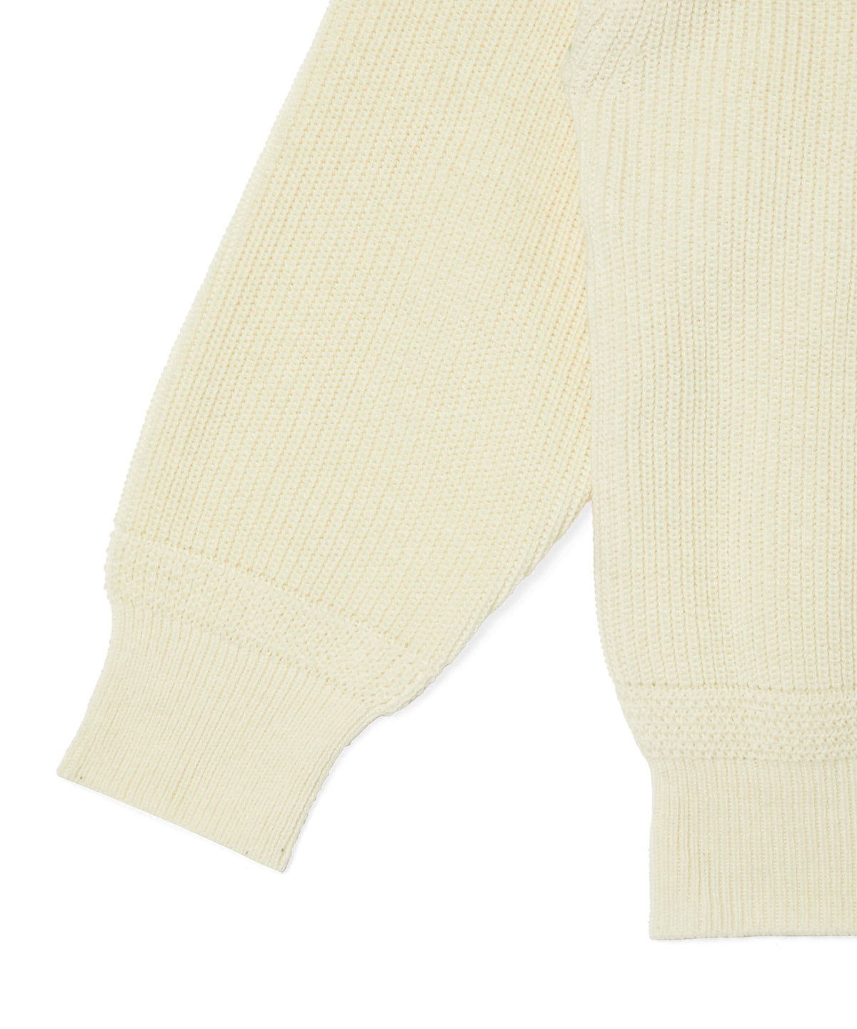 CREW NECK KNIT