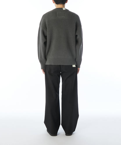 CREW NECK KNIT