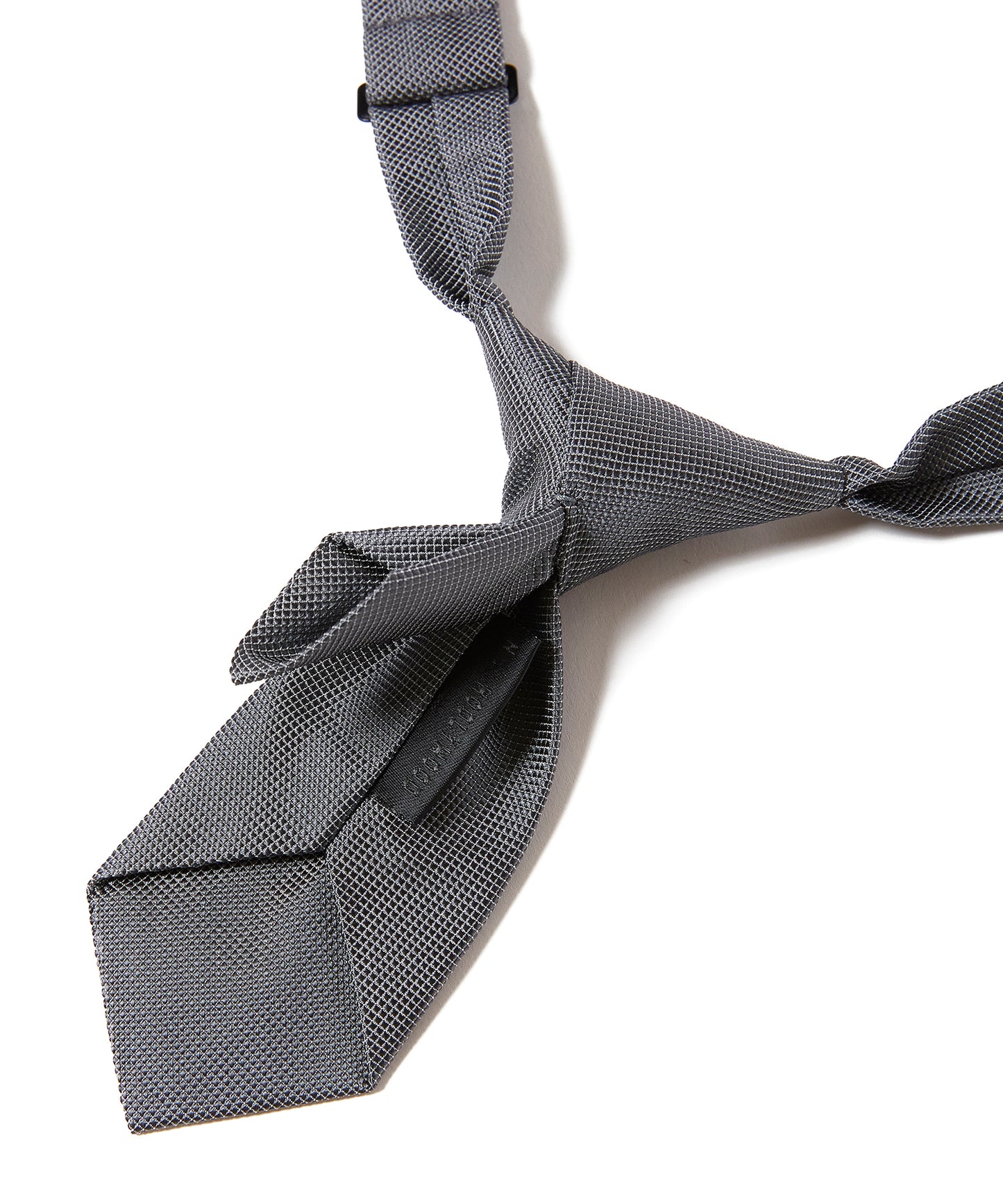 KNOT TIE