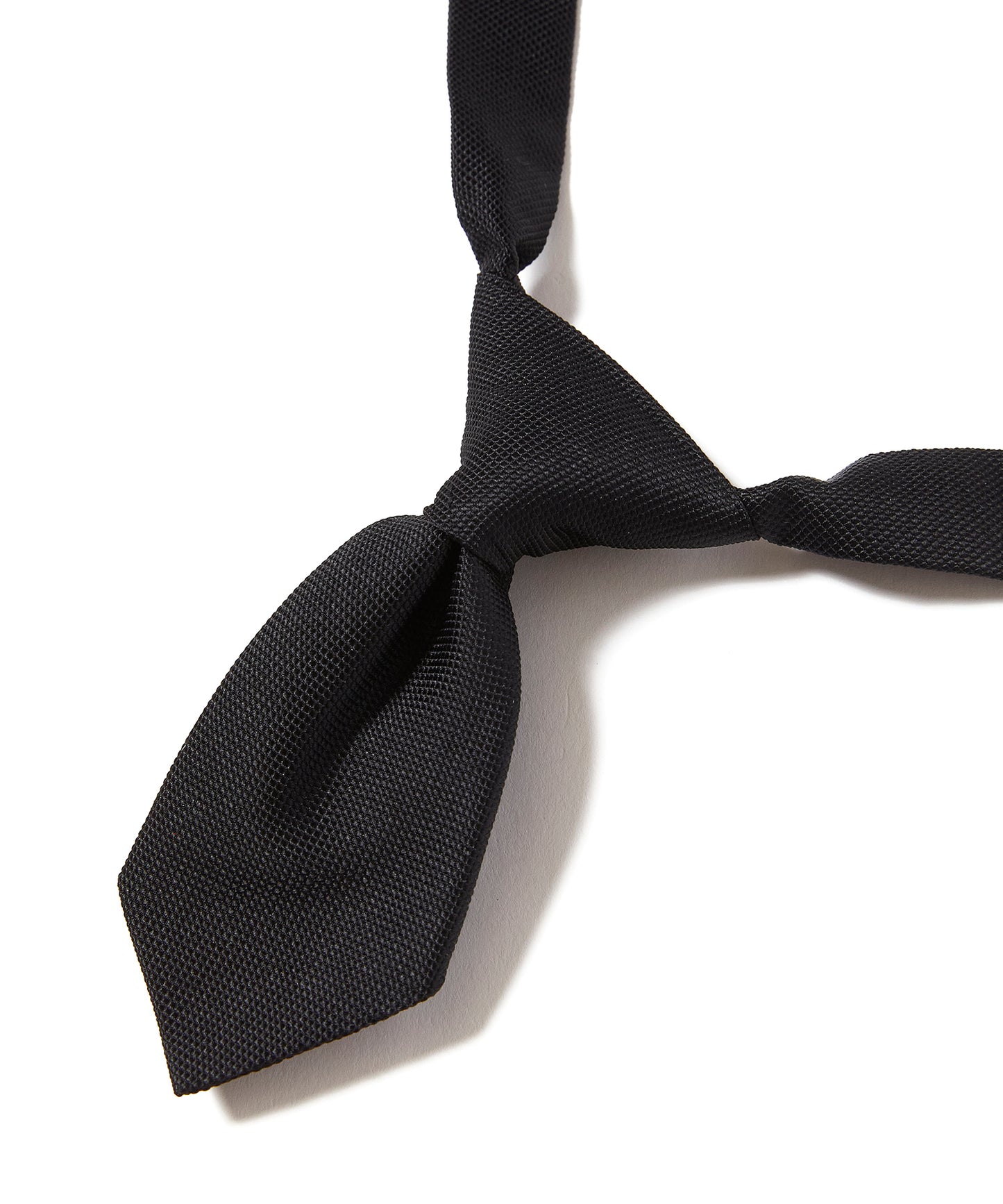 KNOT TIE