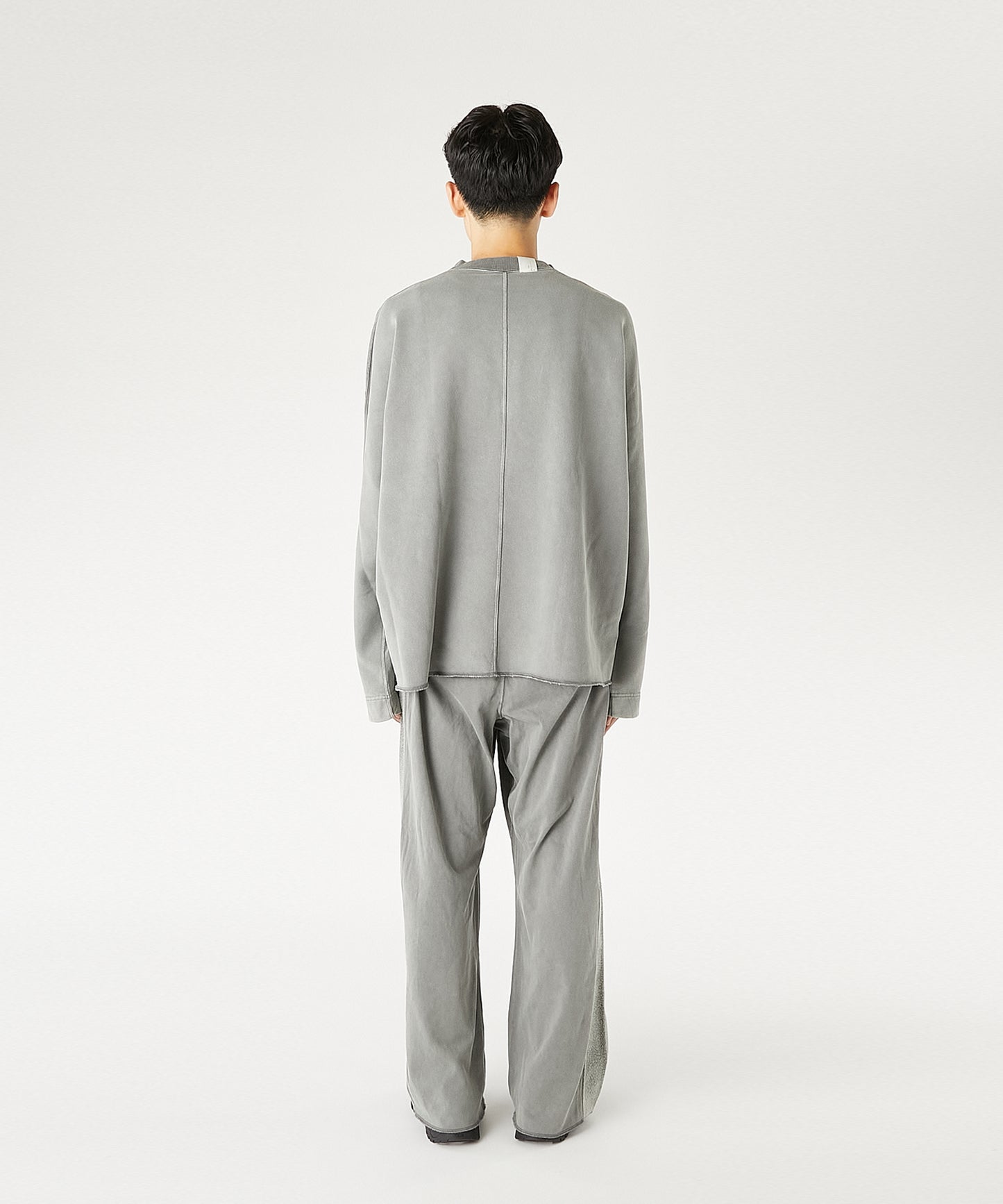 REVERSIBLE DOLMAN SWEATSHIRT