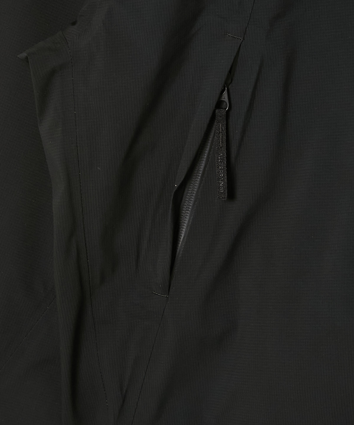 N. HOOLYWOOD COMPILE × DESCENTE / PACKABLE SHELL JACKET