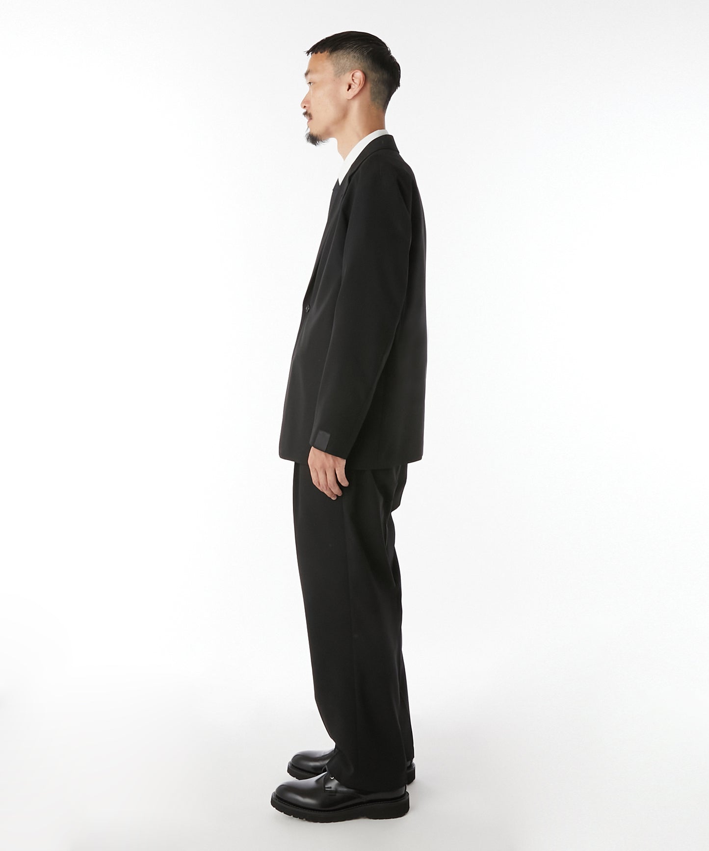 TAILORED JACKET