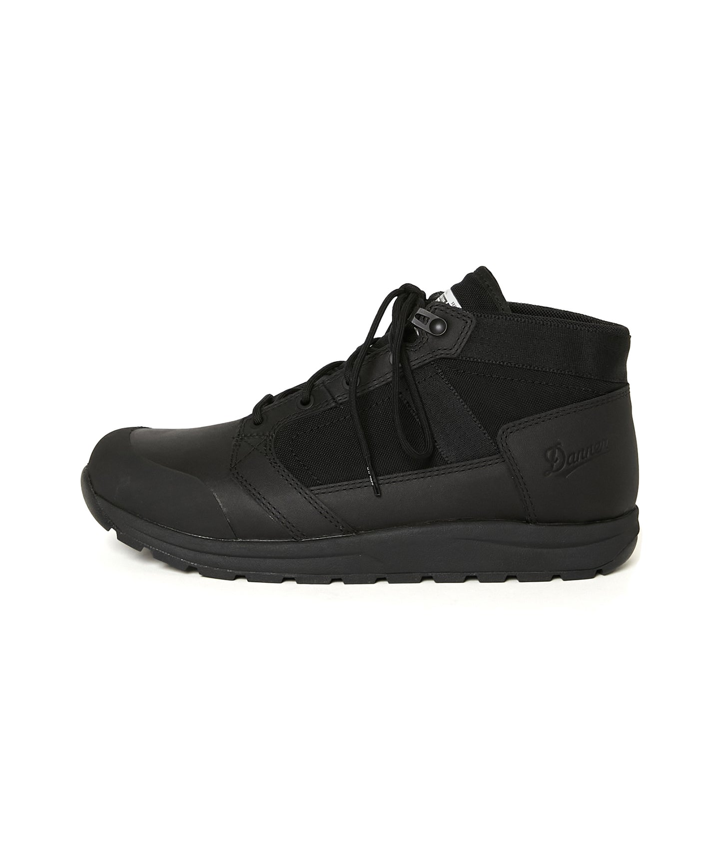 TRAINING SHOES